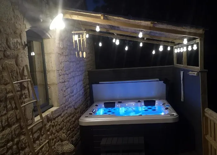 Apartament La Grange De La Trigalle Avec Professionnel Privatif Valognes